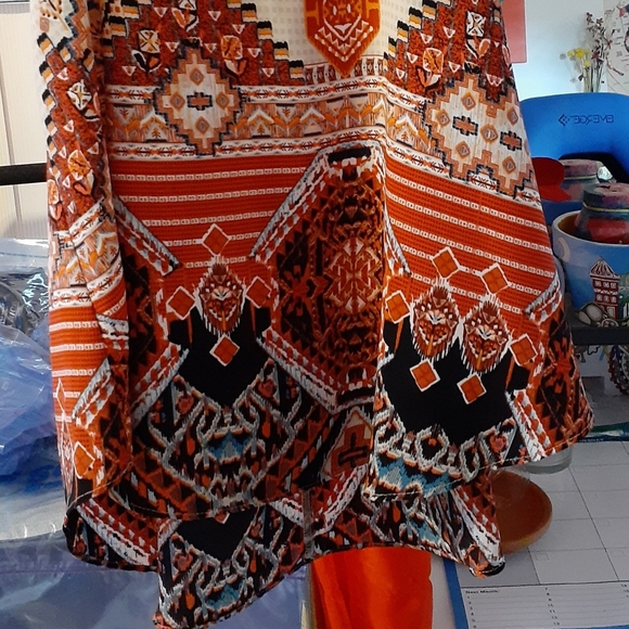 Blouse - Picture 9 of 14